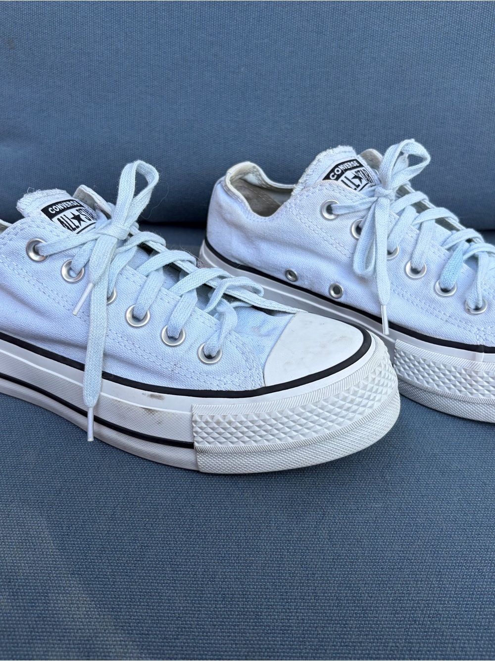 Converse all Star lift Low Top Platform Sneakers - white womens size 7